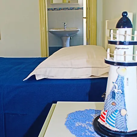 Kalypso Bed & Breakfast 3*